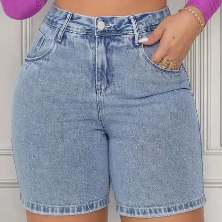 Bermuda Jeans Cintura Alta Feminina com Estonado na Lavagem