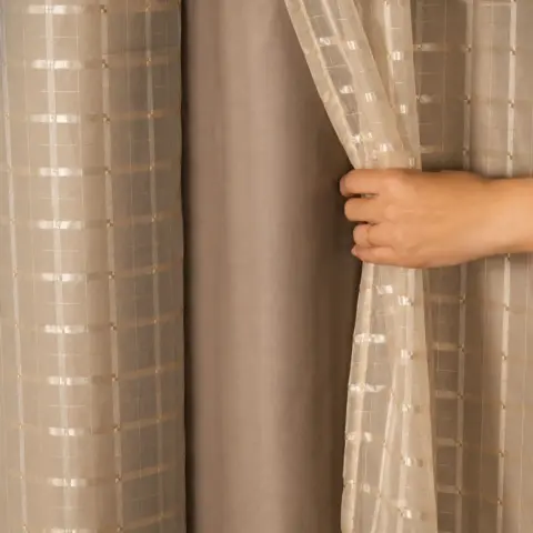 Cortina Blackout de PVC com Voil Xadrez